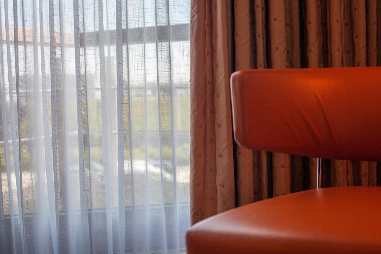 Hotel Monaco Zeebrugge Beach By Rikas Hotels Bagian luar foto